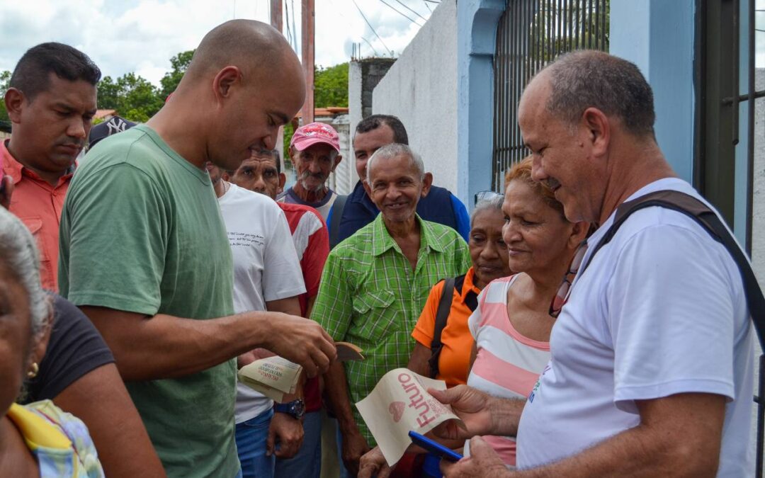 Héctor Rodríguez orienta a voluntariado de Movimiento Futuro en Cojedes